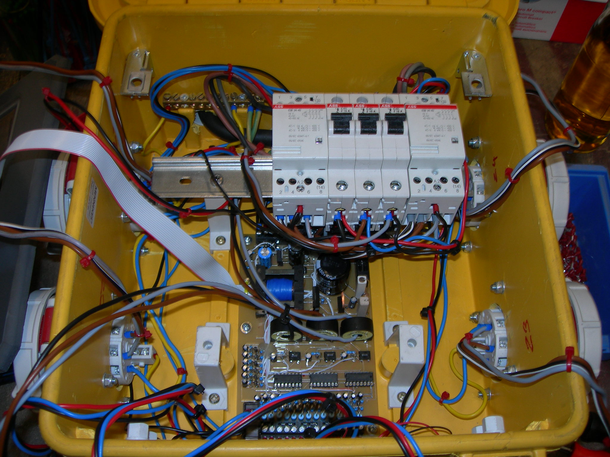 (click to view large image)